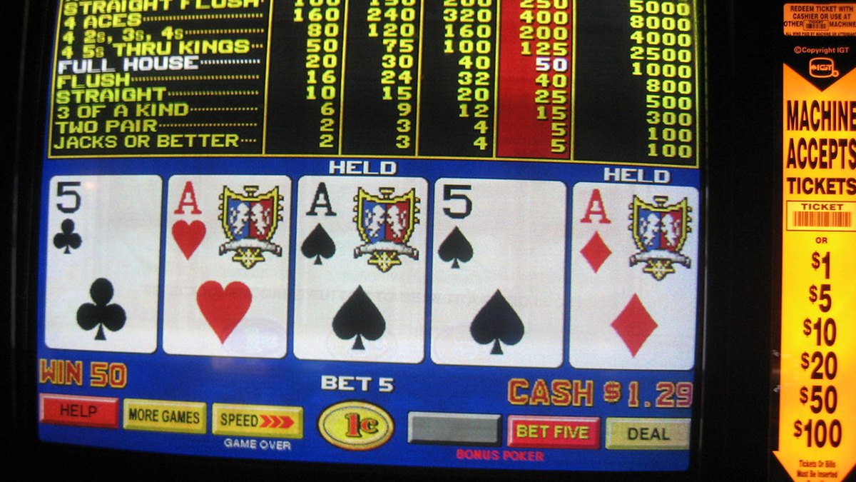 Crash Games & Casino Originals: Aviator, Plinko and Provable Fairness